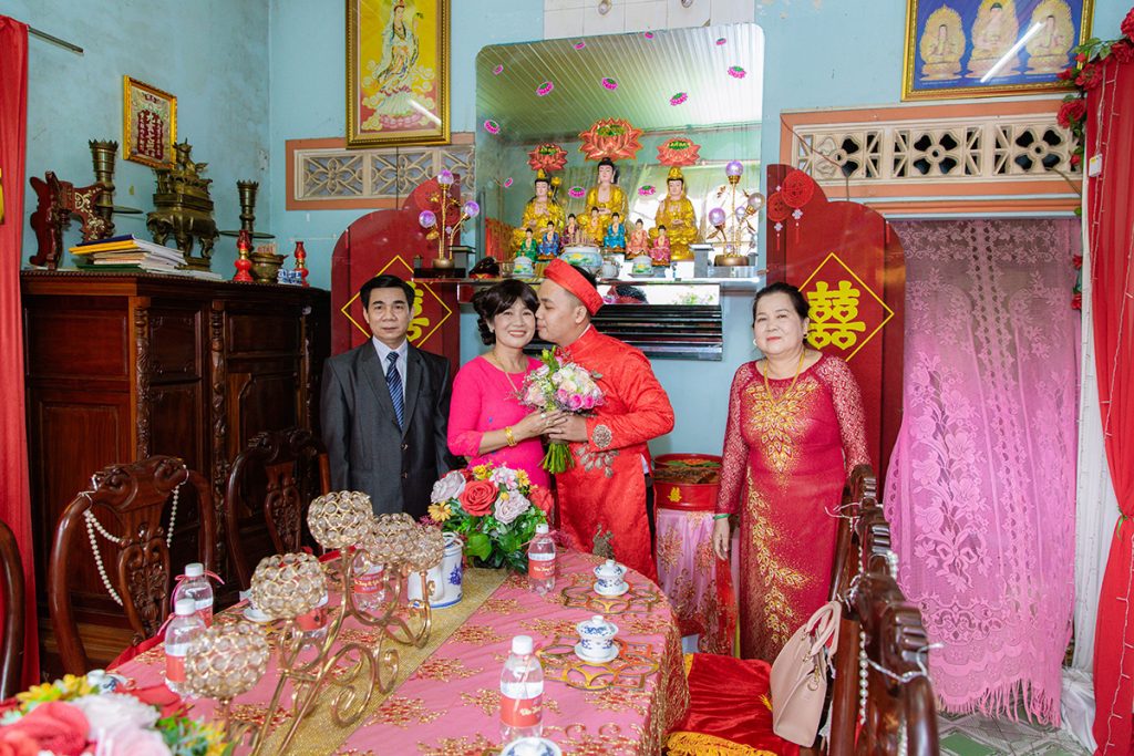 Chụp hình tiệc cưới truyền thống giá rẻ thủ đức