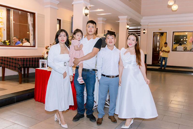 Chụp ảnh tiệc cưới dĩ an thủ đức