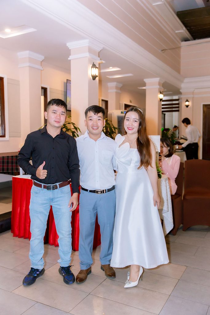 Chụp ảnh tiệc cưới dĩ an thủ đức